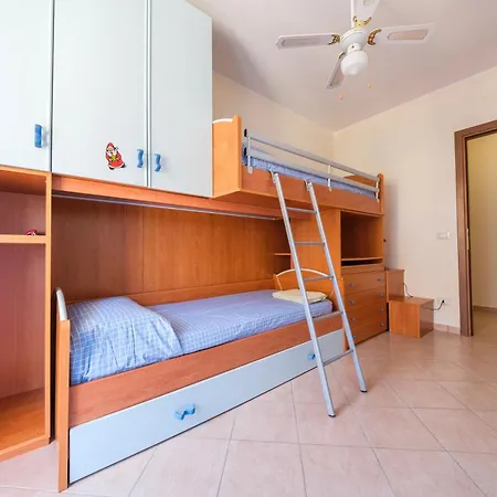 Appartamento Casa Aura A Fronte Mare *