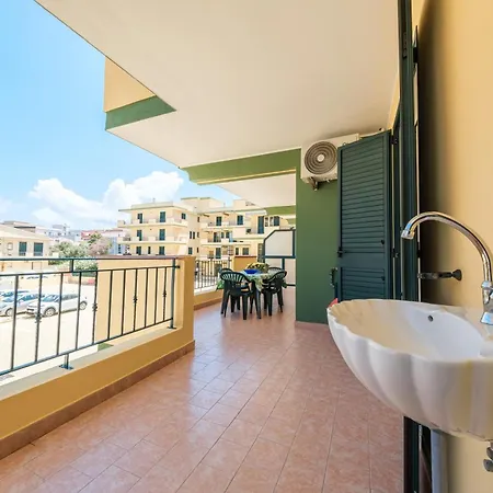 Casa Aura A Fronte Mare Appartamento