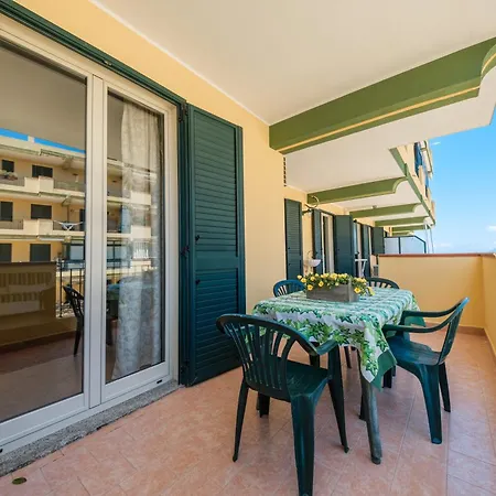 Casa Aura A Fronte Mare *
